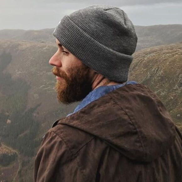 4 Piece Beanie Set - Picture 8 of 10